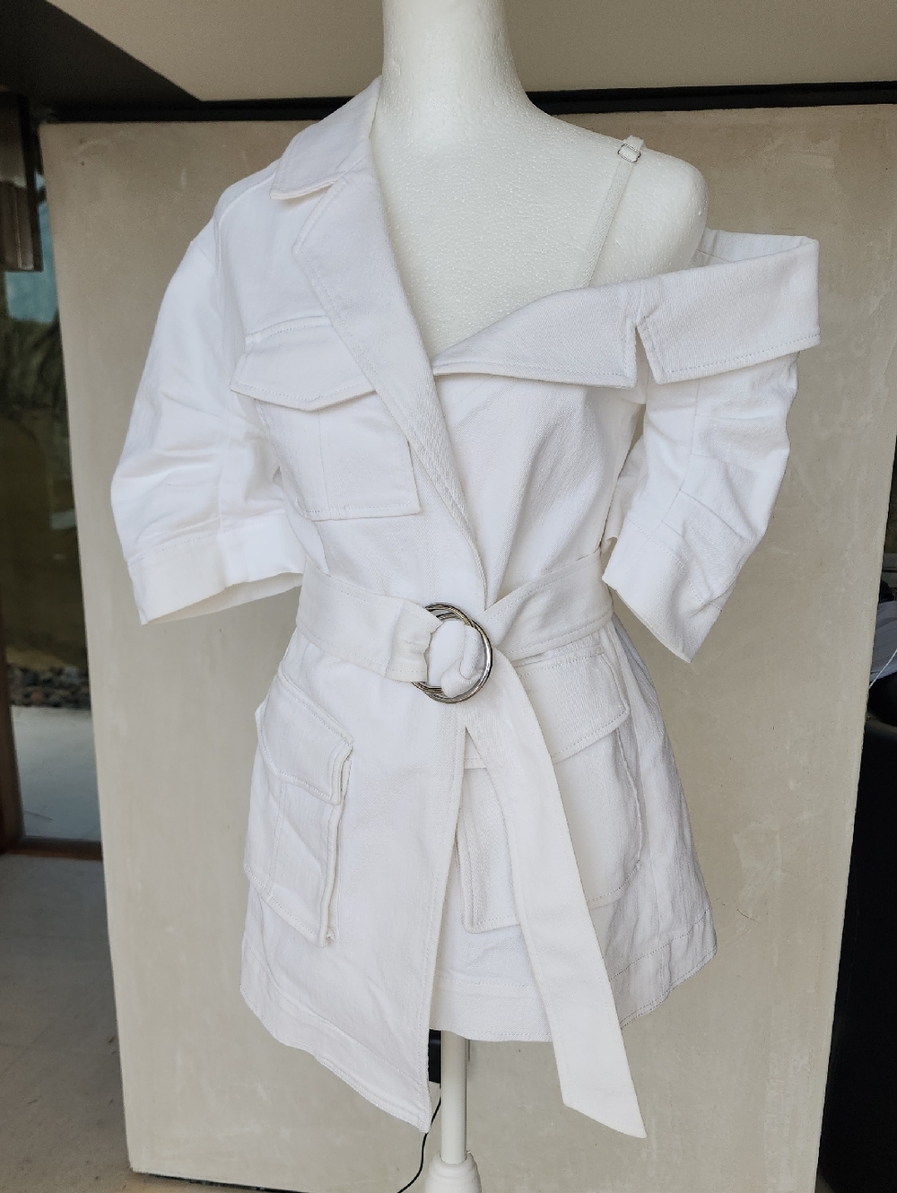 White Off-Shoulder Belted Jacket